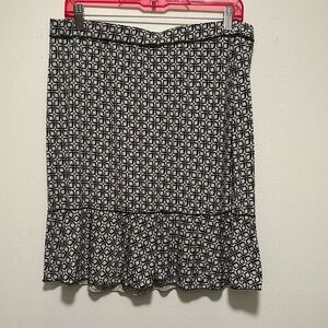 Max Studio black and white skirt.